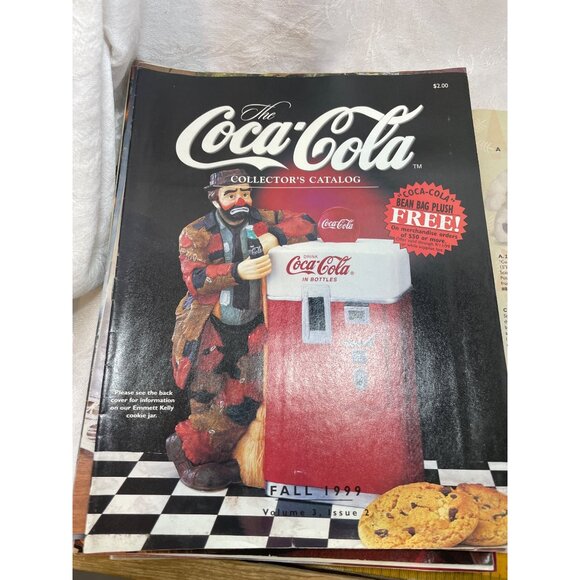 Vintage lot of Coca-Cola Collectors Catalog 21 Issues 1997 -1999 Not all Vilumes - Picture 2 of 16
